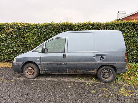 Peugeot Expert 2 of 6