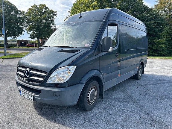 Mercedes-Benz Sprinter 208