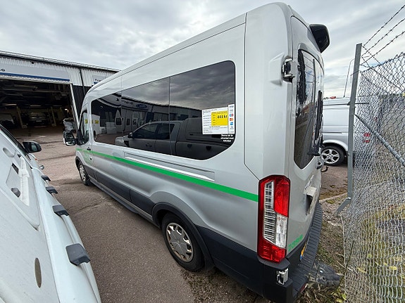Ford Transit 3 of 6