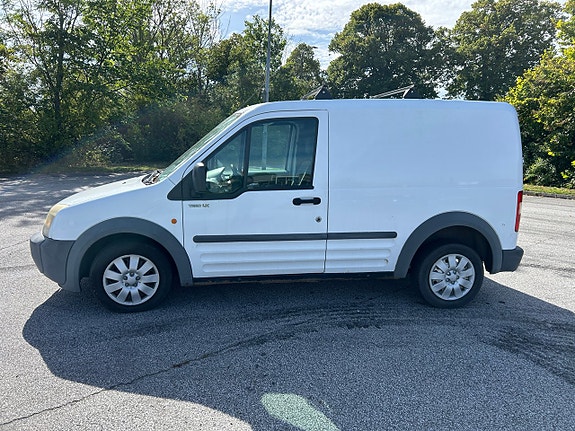 Ford Transit Connect 2 of 6