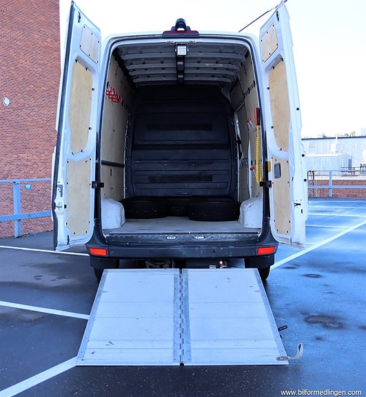 Volkswagen Crafter 2 of 19