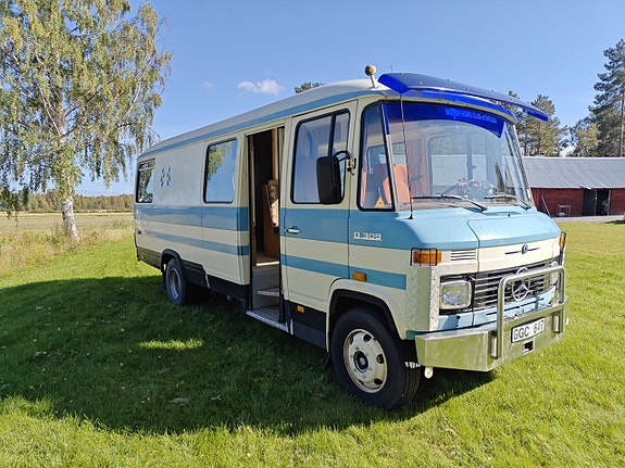 Mercedes-Benz T2 3 of 6