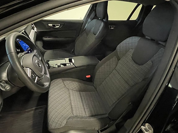 Volvo V60 4 of 6