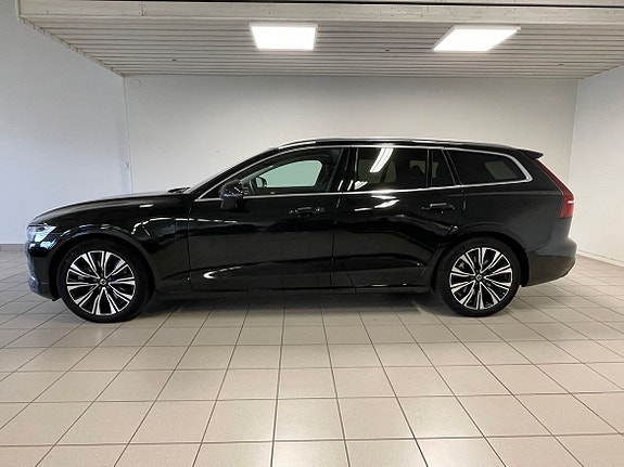 Volvo V60 2 of 6