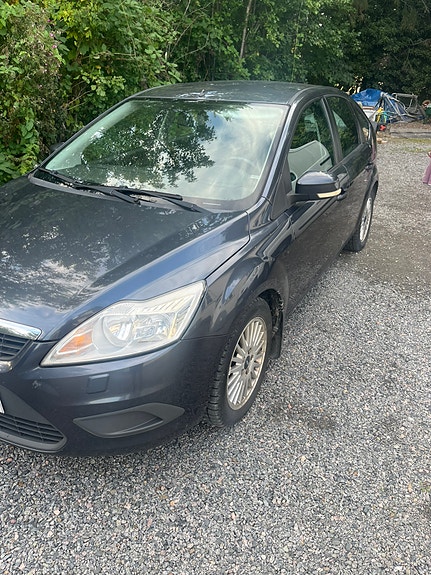 Ford Focus 2 of 5