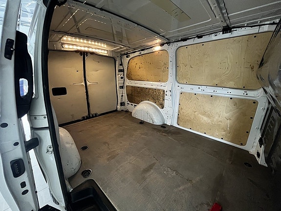 Mercedes-Benz Vito 114 14 of 24