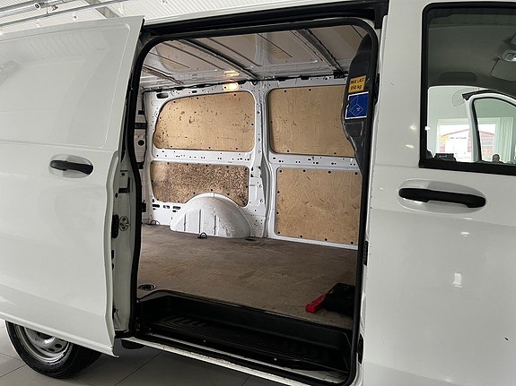 Mercedes-Benz Vito 114 12 of 24