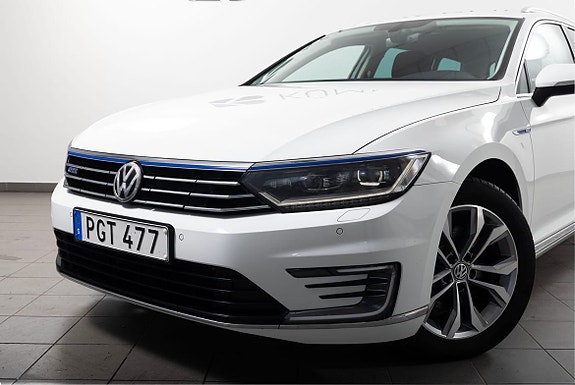 Volkswagen Passat 10 of 24