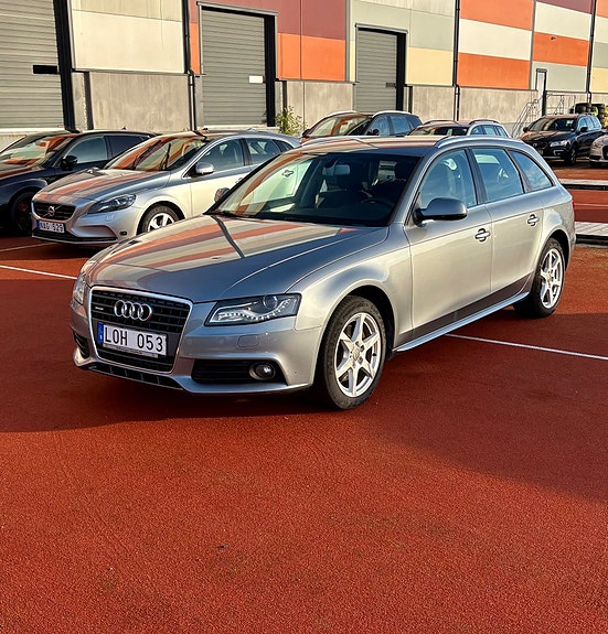 Audi A4 3 of 13