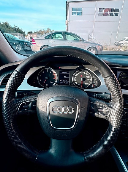 Audi A4 12 of 13