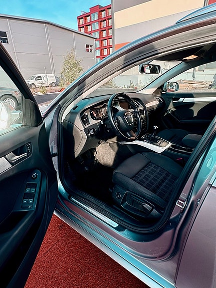 Audi A4 9 of 13