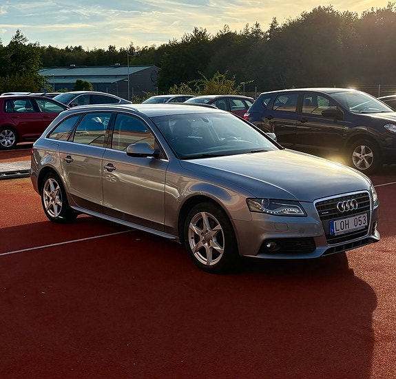 Audi A4 2 of 13