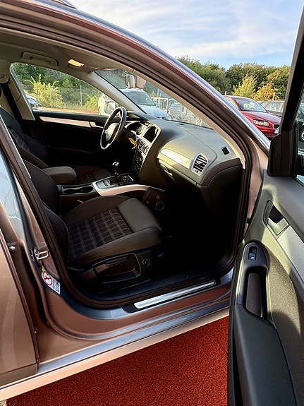 Audi A4 11 of 13