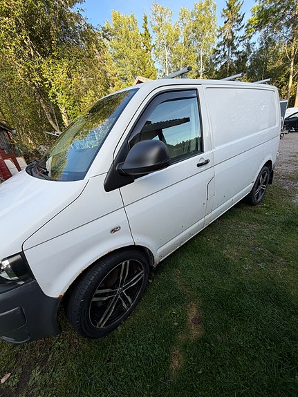 Volkswagen Transporter 17 of 26