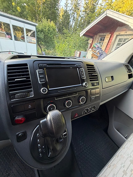 Volkswagen Transporter 21 of 26