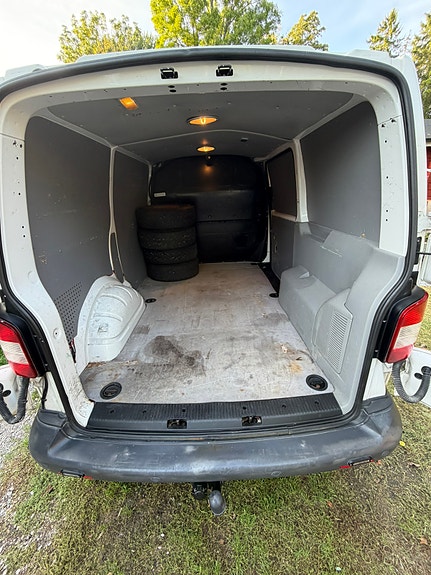 Volkswagen Transporter 14 of 26