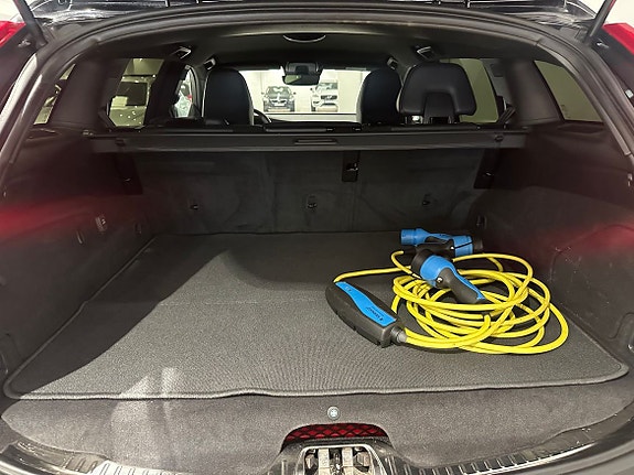 Volvo V60 9 of 17