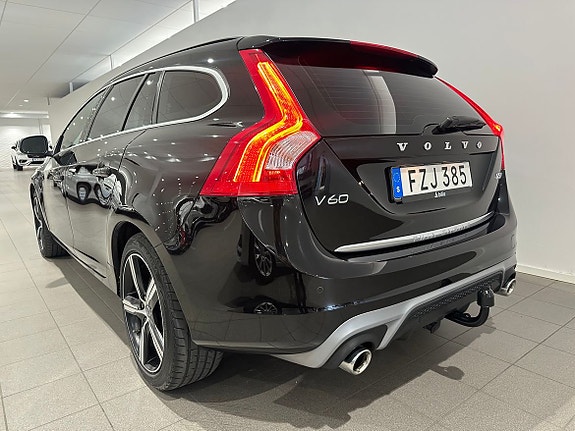 Volvo V60 6 of 17