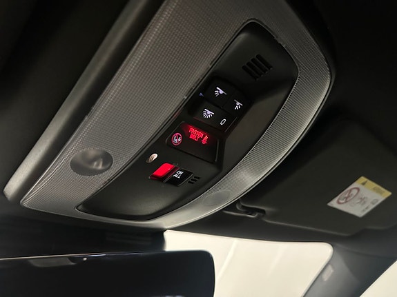 Volvo V60 16 of 17
