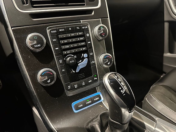 Volvo V60 14 of 17
