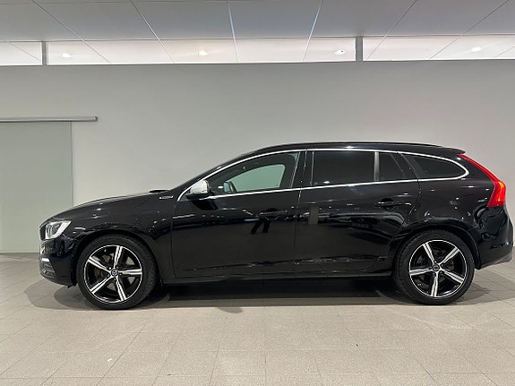 Volvo V60 5 of 17