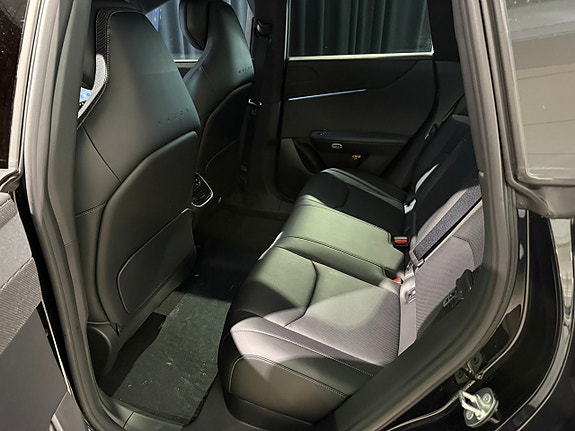 Mazda CX-6e 12 of 14