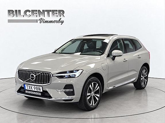 Volvo XC60 2 of 18