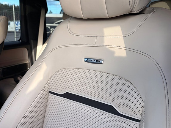 Mercedes-Benz AMG GT Coupe 22 of 25