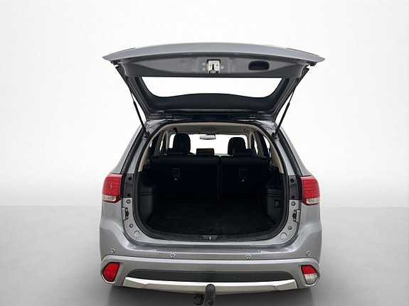 Mitsubishi Outlander 9 of 23
