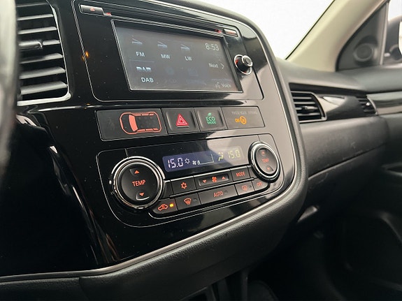 Mitsubishi Outlander 18 of 23