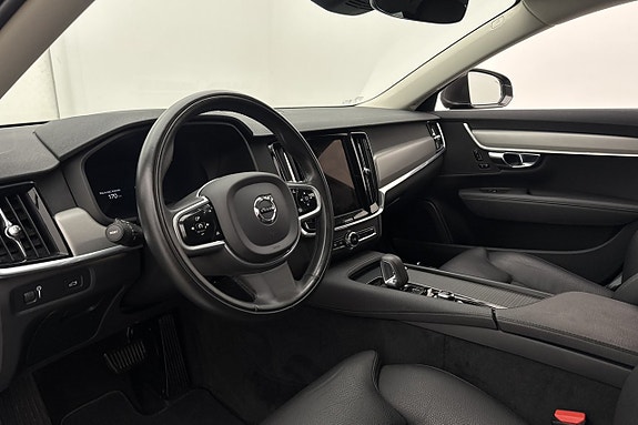 Volvo V90 8 of 30