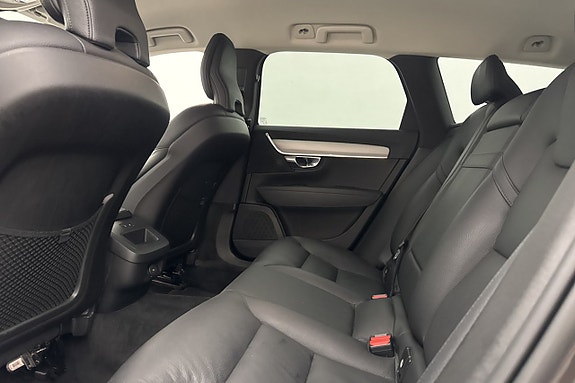 Volvo V90 12 of 30