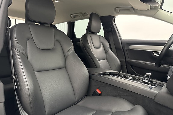Volvo V90 11 of 30