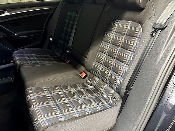 Volkswagen Golf I 13 of 20