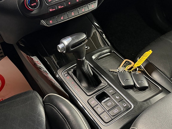 Kia Sorento 18 of 29