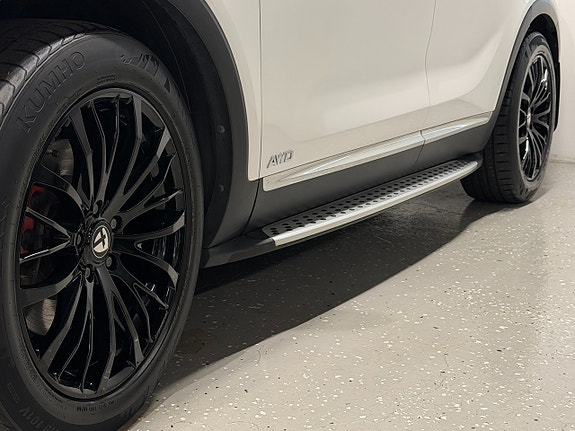 Kia Sorento 8 of 29