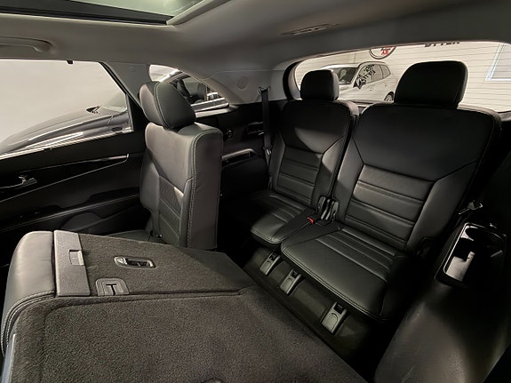 Kia Sorento 26 of 29