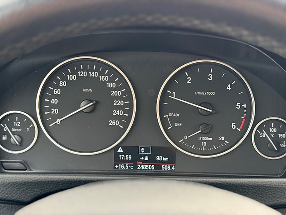 BMW 320d 15 of 16
