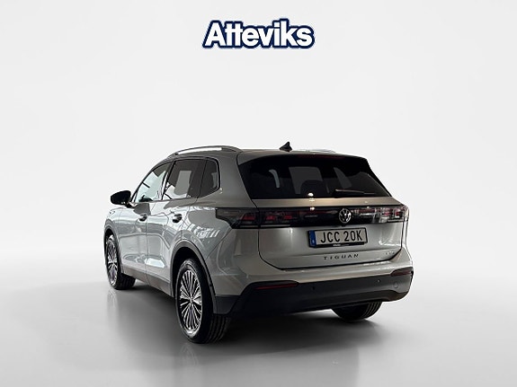 Volkswagen Tiguan 4 of 21