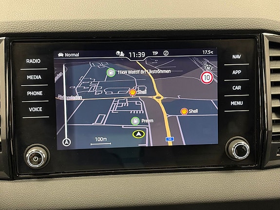 Skoda Karoq 12 of 25