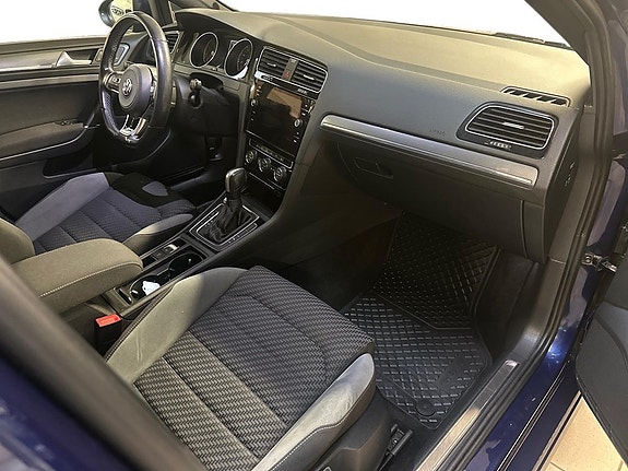 Volkswagen Golf I 12 of 12