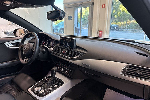Audi A7 8 of 23