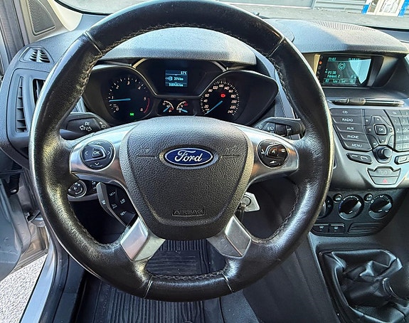 Ford Transit Connect 7 of 11