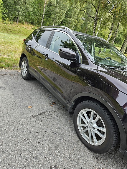 Nissan Qashqai 4 of 6