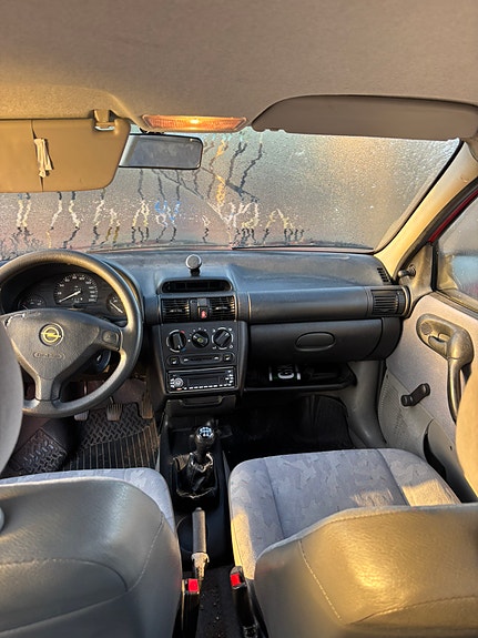 Opel Corsa 4 of 6