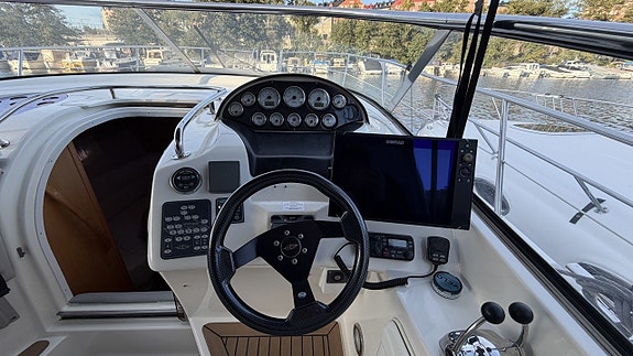 Bavaria 35 Sport / 2x VP D6-310 - 07 9 of 24