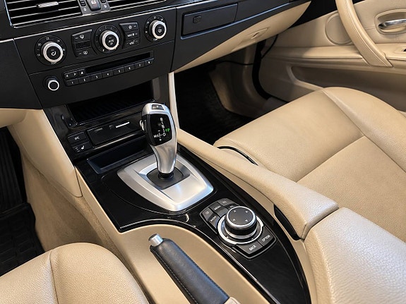 BMW 520d 12 of 20