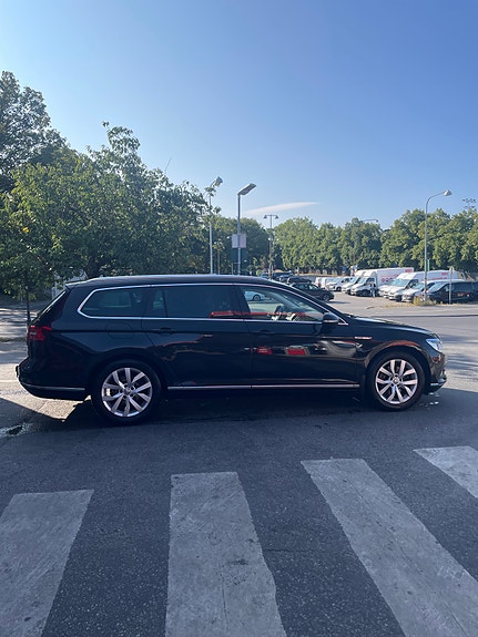 Volkswagen Passat 7 of 8