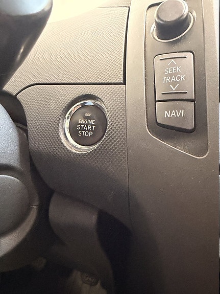 Toyota Yaris 13 of 14
