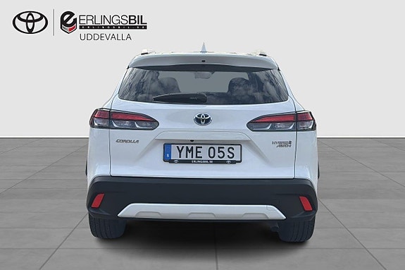 Toyota Corolla Cross 5 of 16